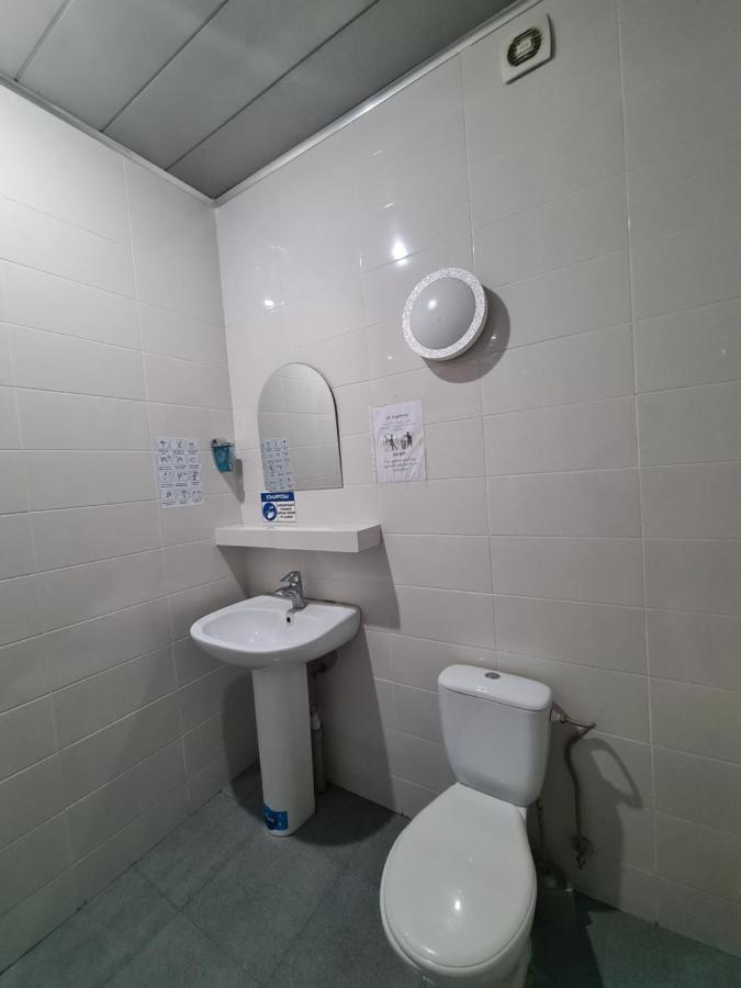 Hotel Bu Тбилиси Екстериор снимка
